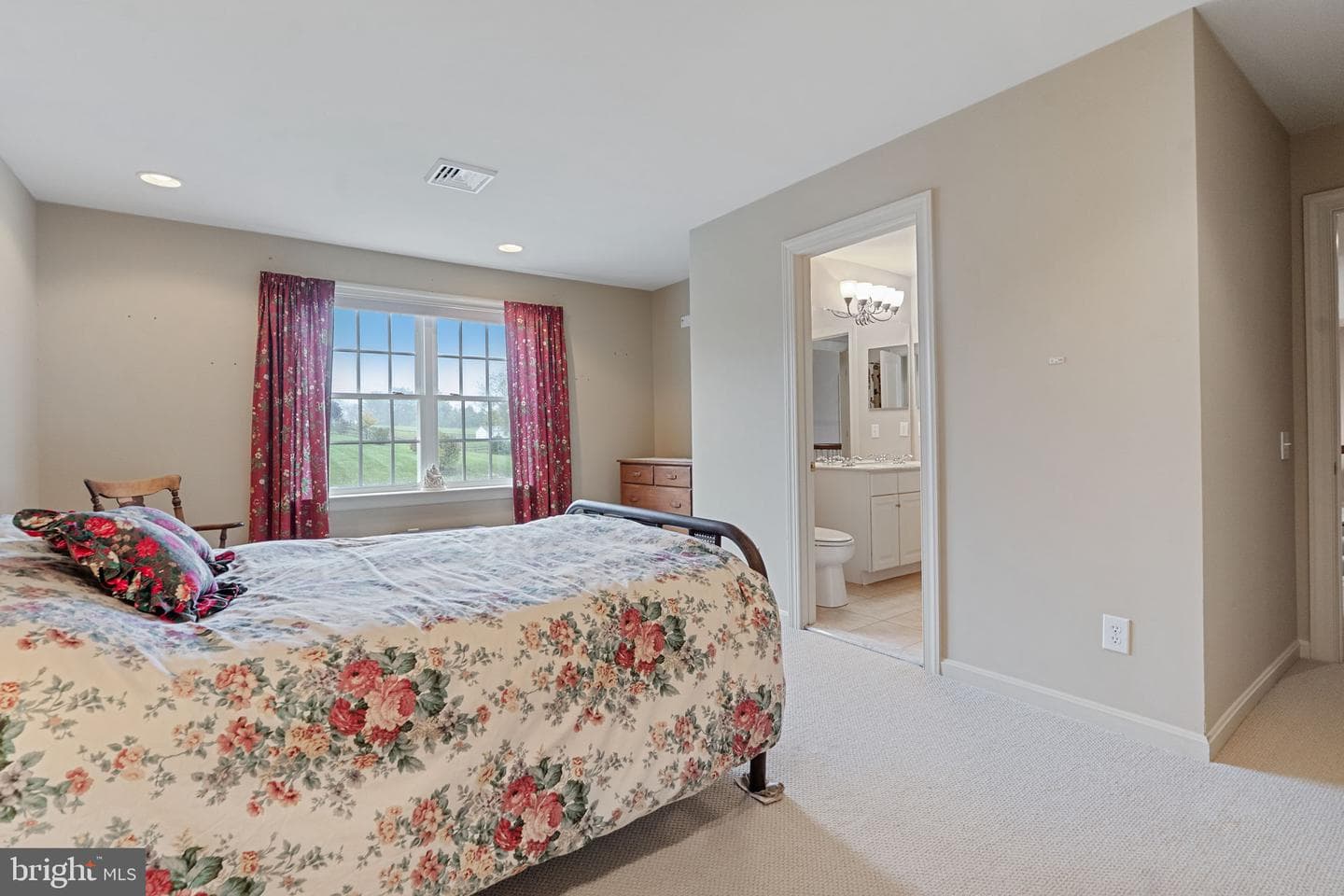 200 Armitage Court photo 71
