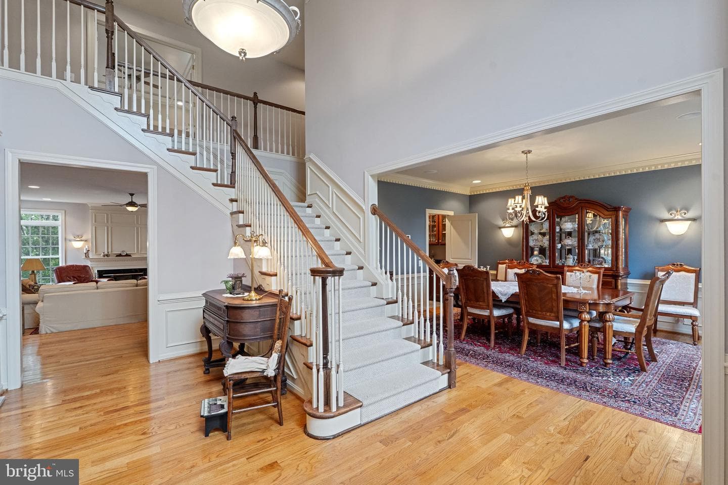 200 Armitage Court photo 8