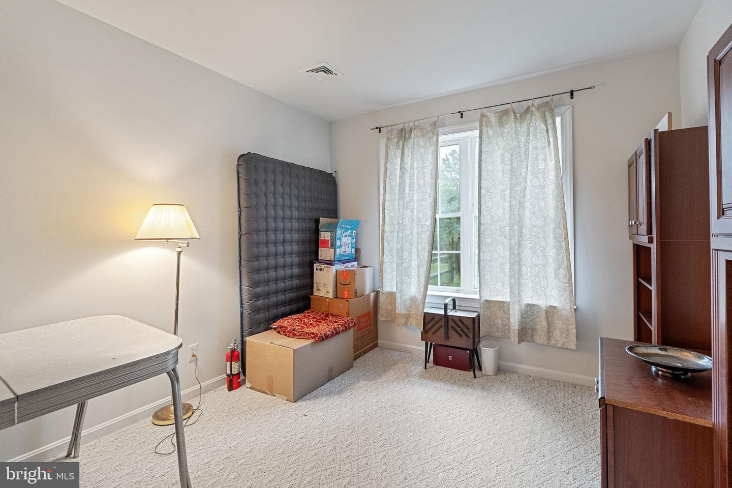 200 Armitage Court photo 85