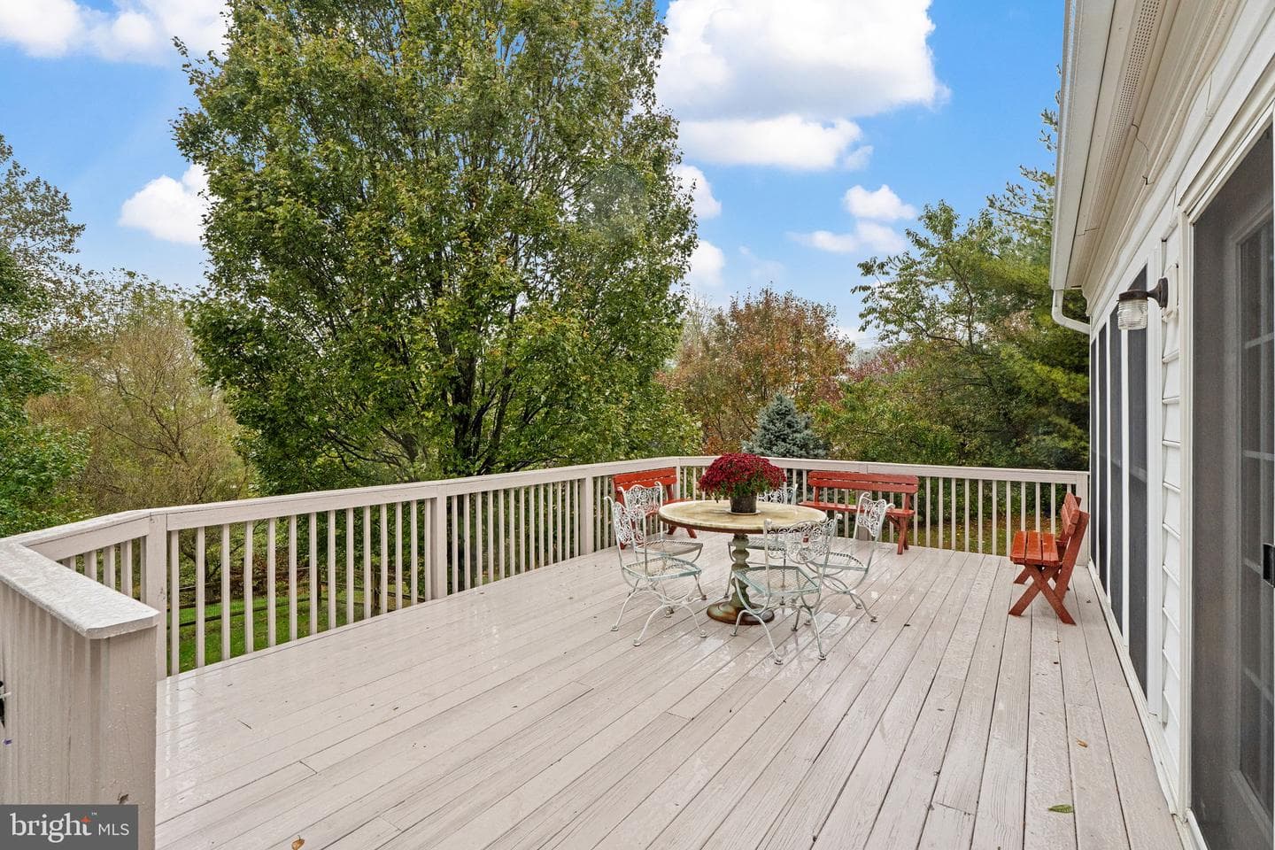 200 Armitage Court photo 88