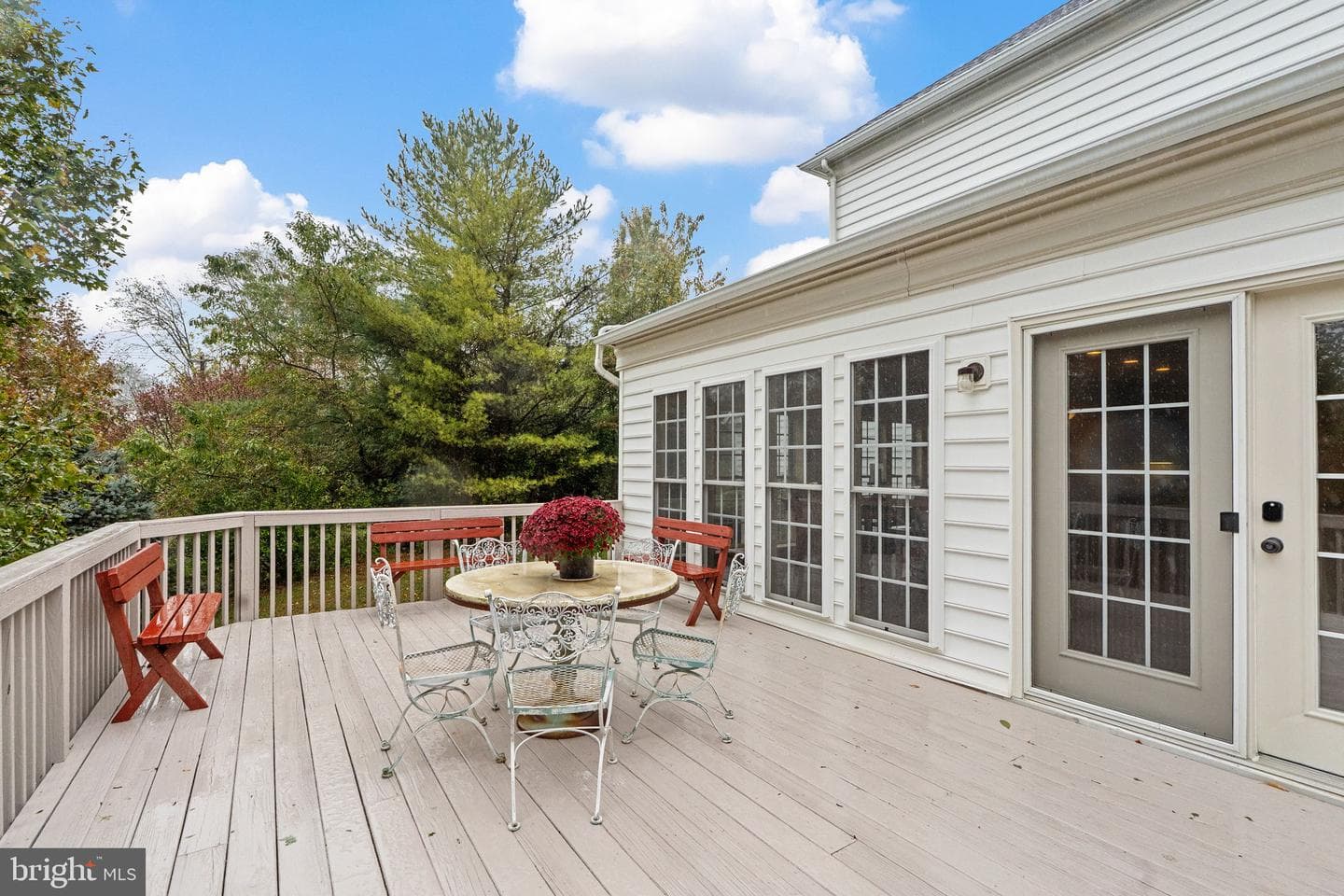 200 Armitage Court photo 89