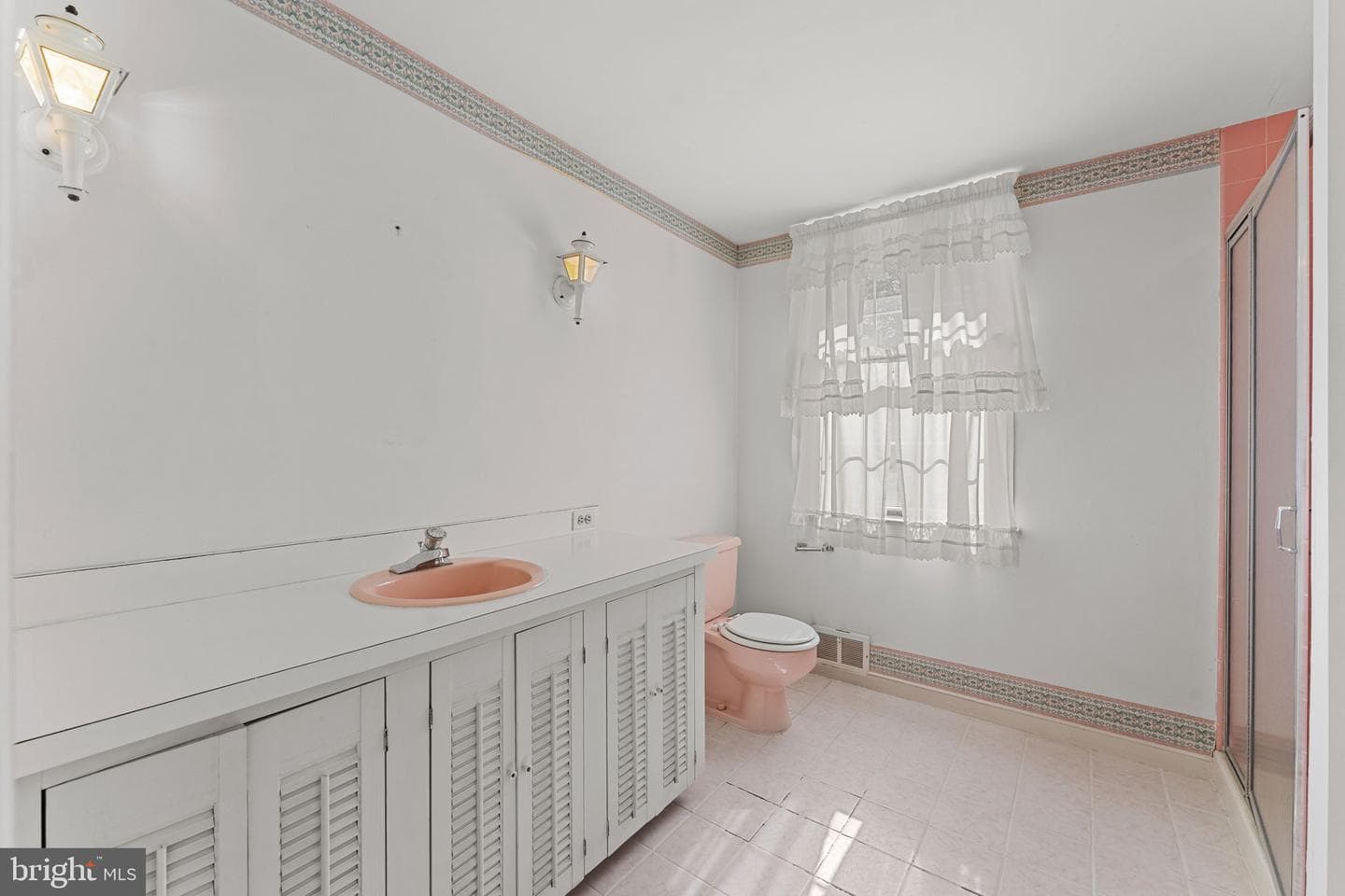 962 Weadley Road photo 26