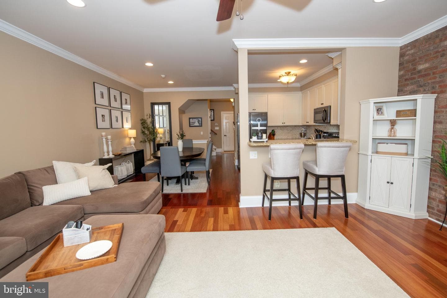 130 S Walnut Street photo 10