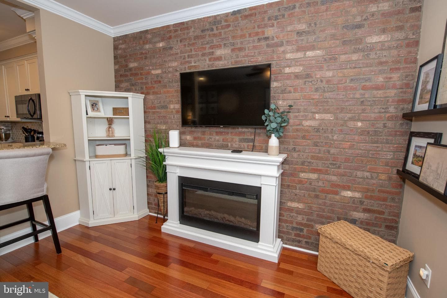 130 S Walnut Street photo 13