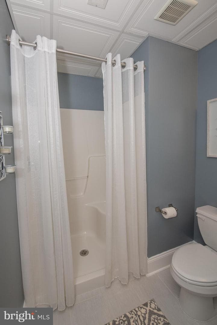 130 S Walnut Street photo 30