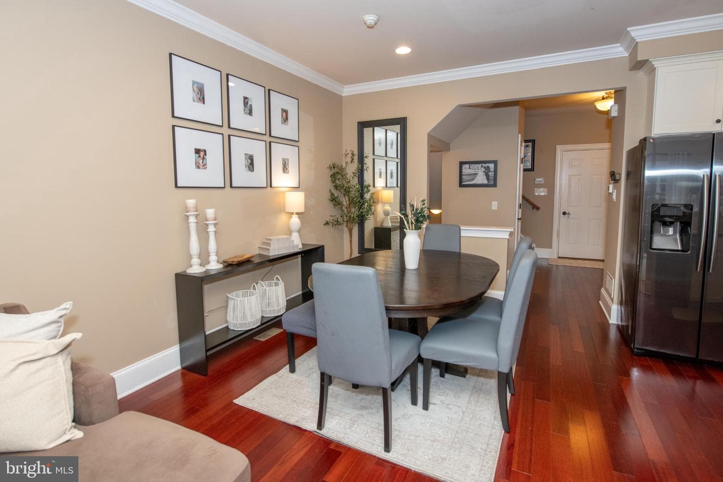 130 S Walnut Street photo 8
