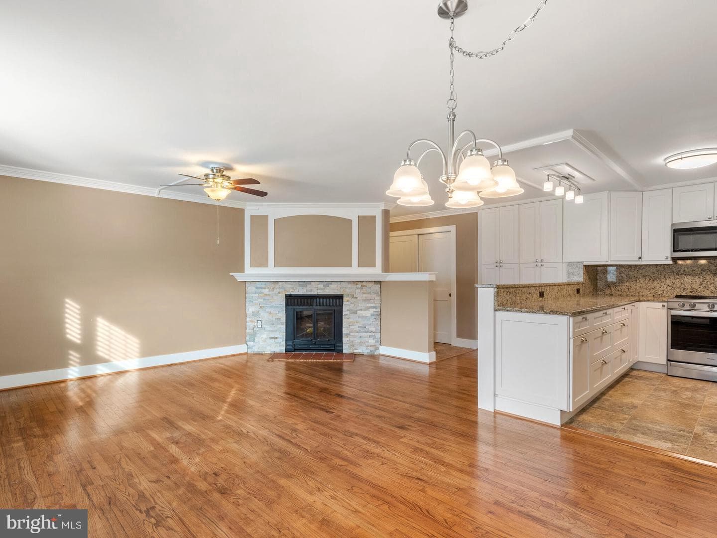 175 W King Street #307 photo 2