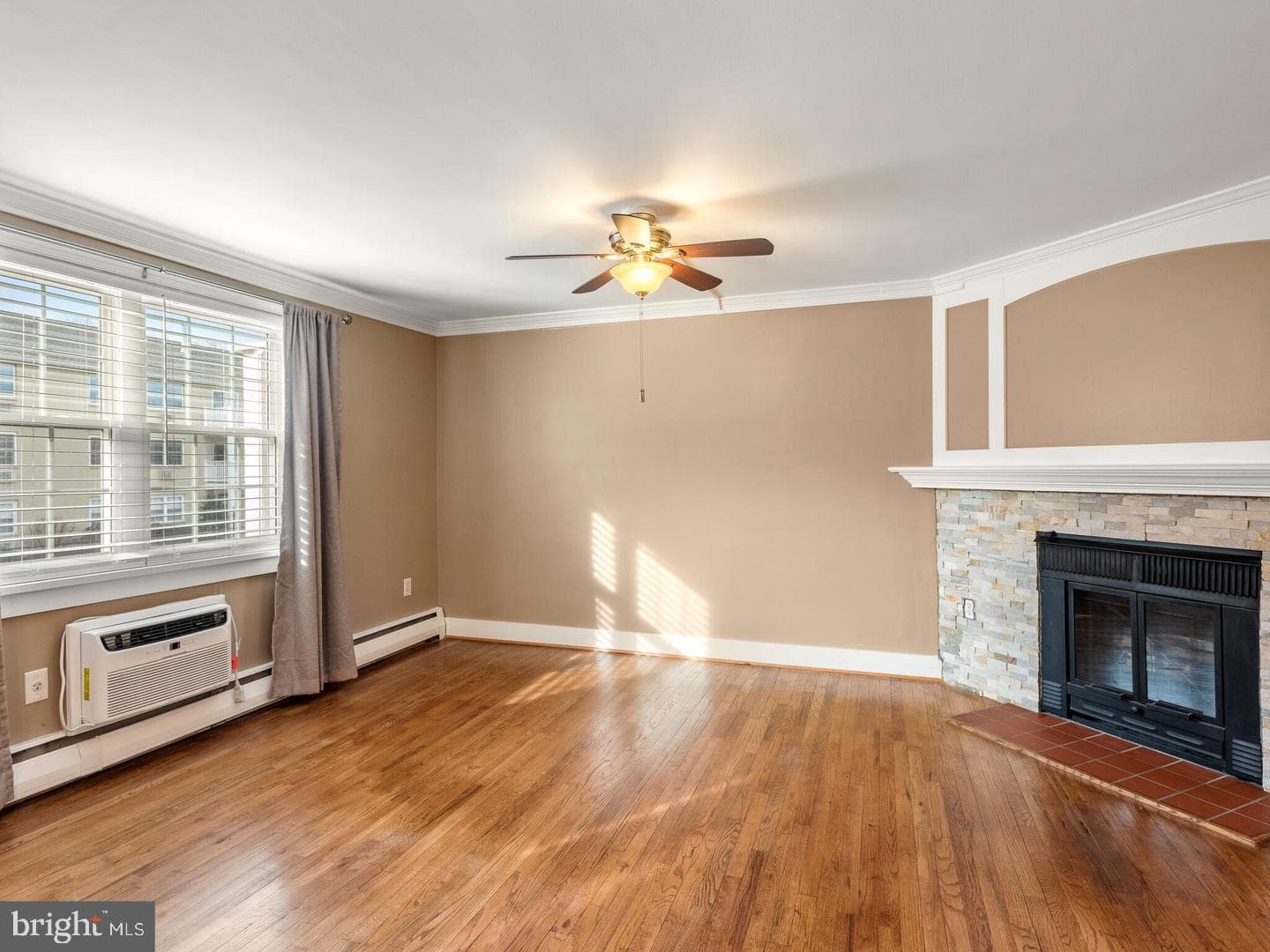 175 W King Street #307 photo 8