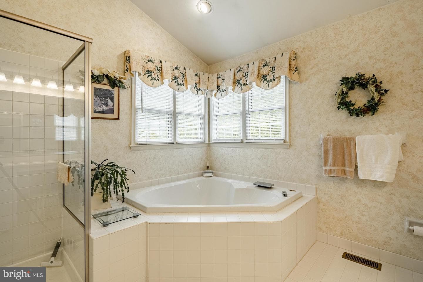 112 Waterwillow Road photo 27