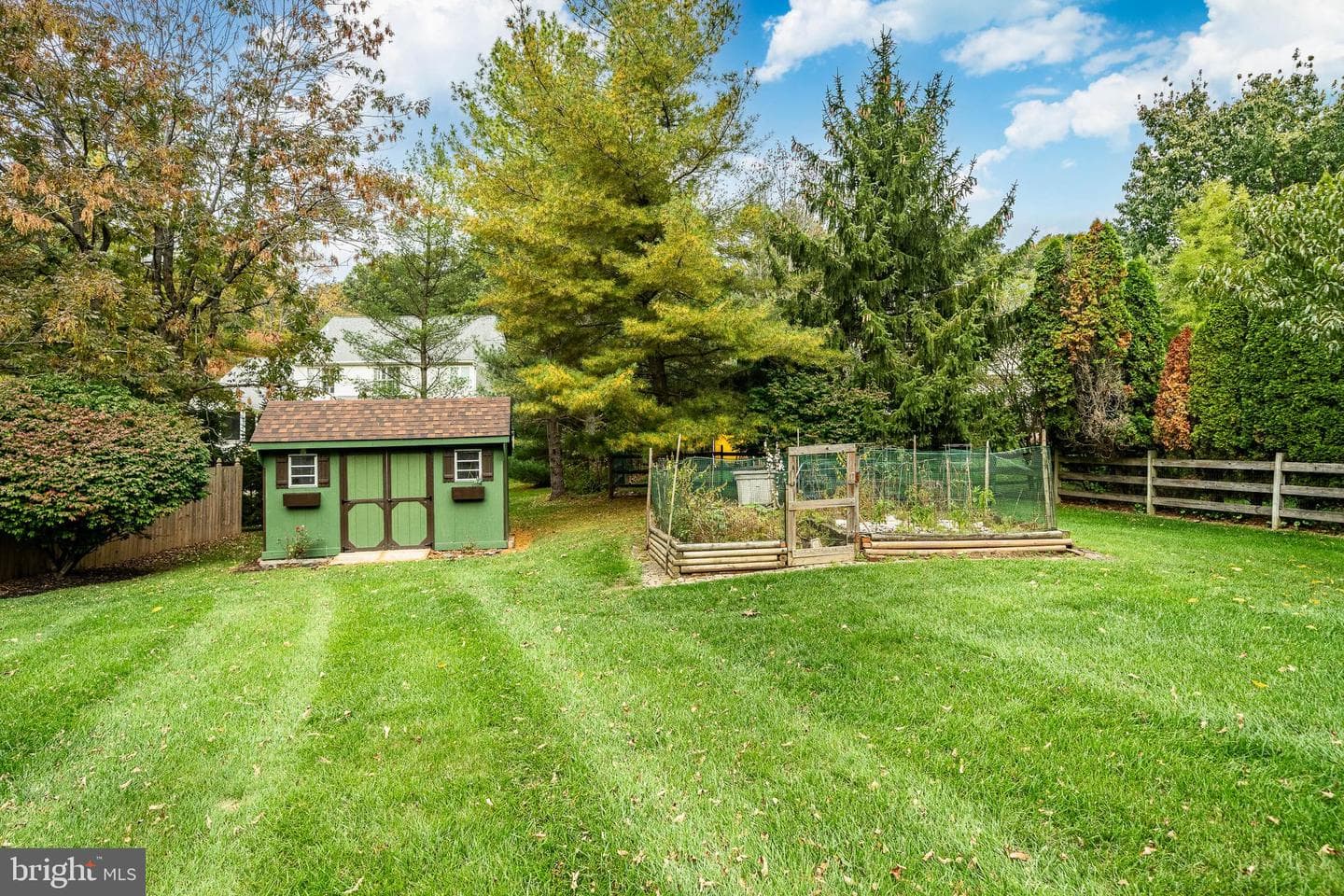 112 Waterwillow Road photo 46