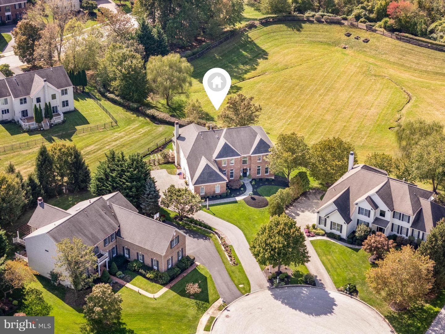 606 Muirfield Court photo 41