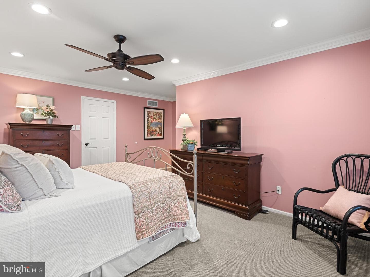 2104 Weatherstone Drive photo 24