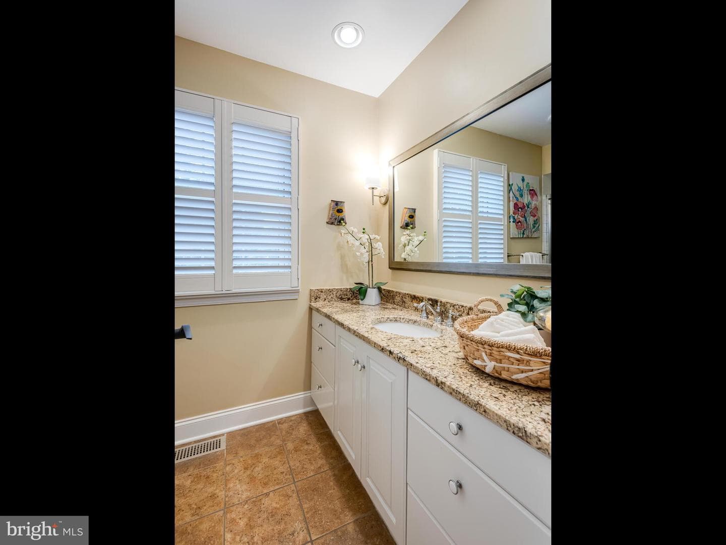 2104 Weatherstone Drive photo 25