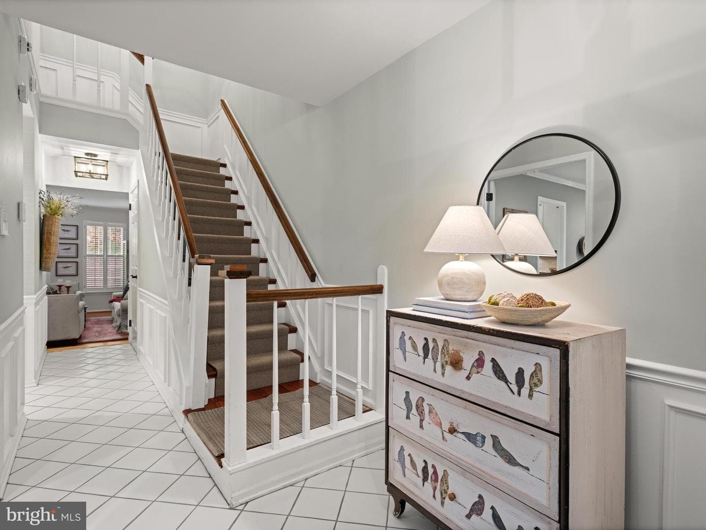 2104 Weatherstone Drive photo 3