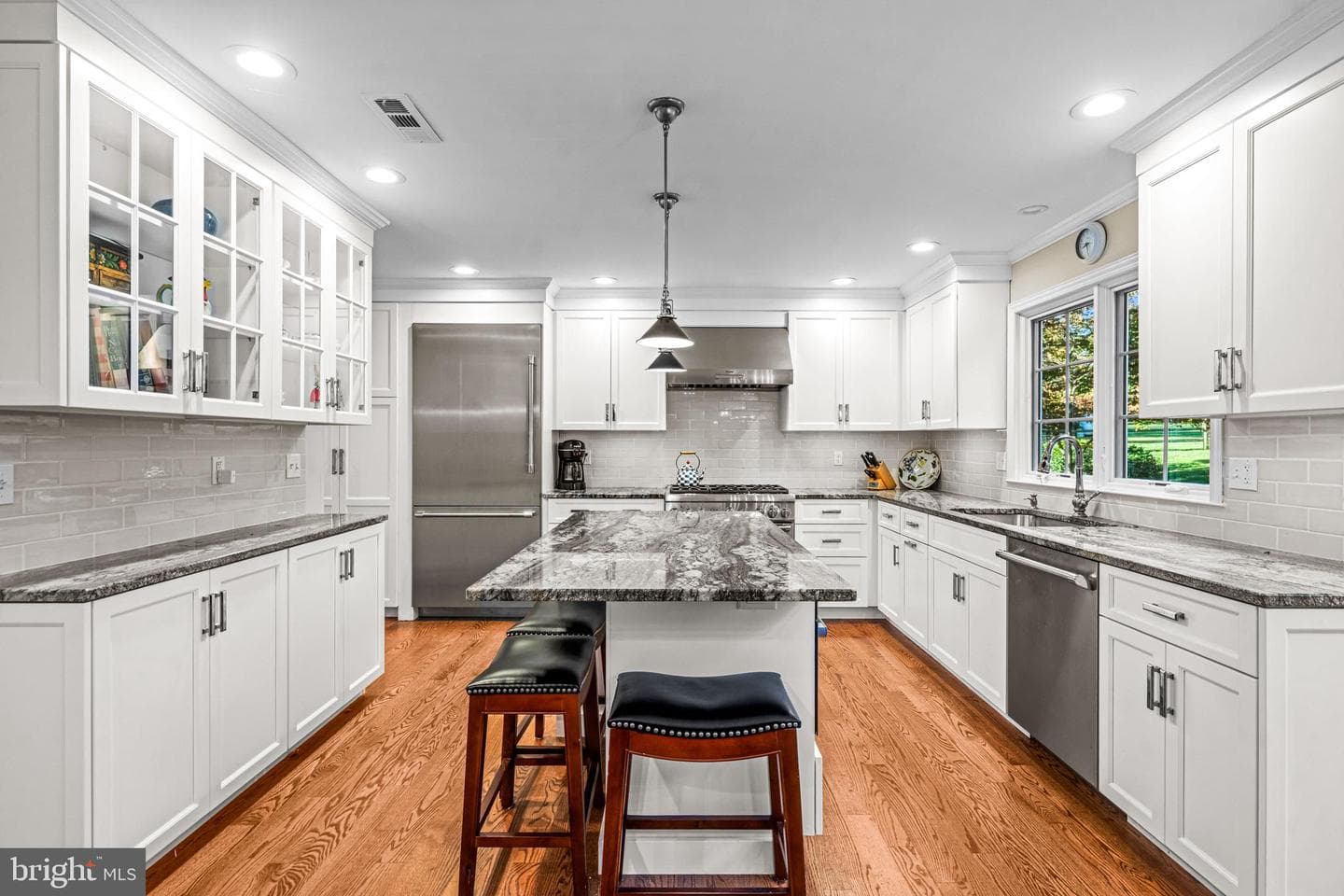 287 Stonegate Drive photo 14