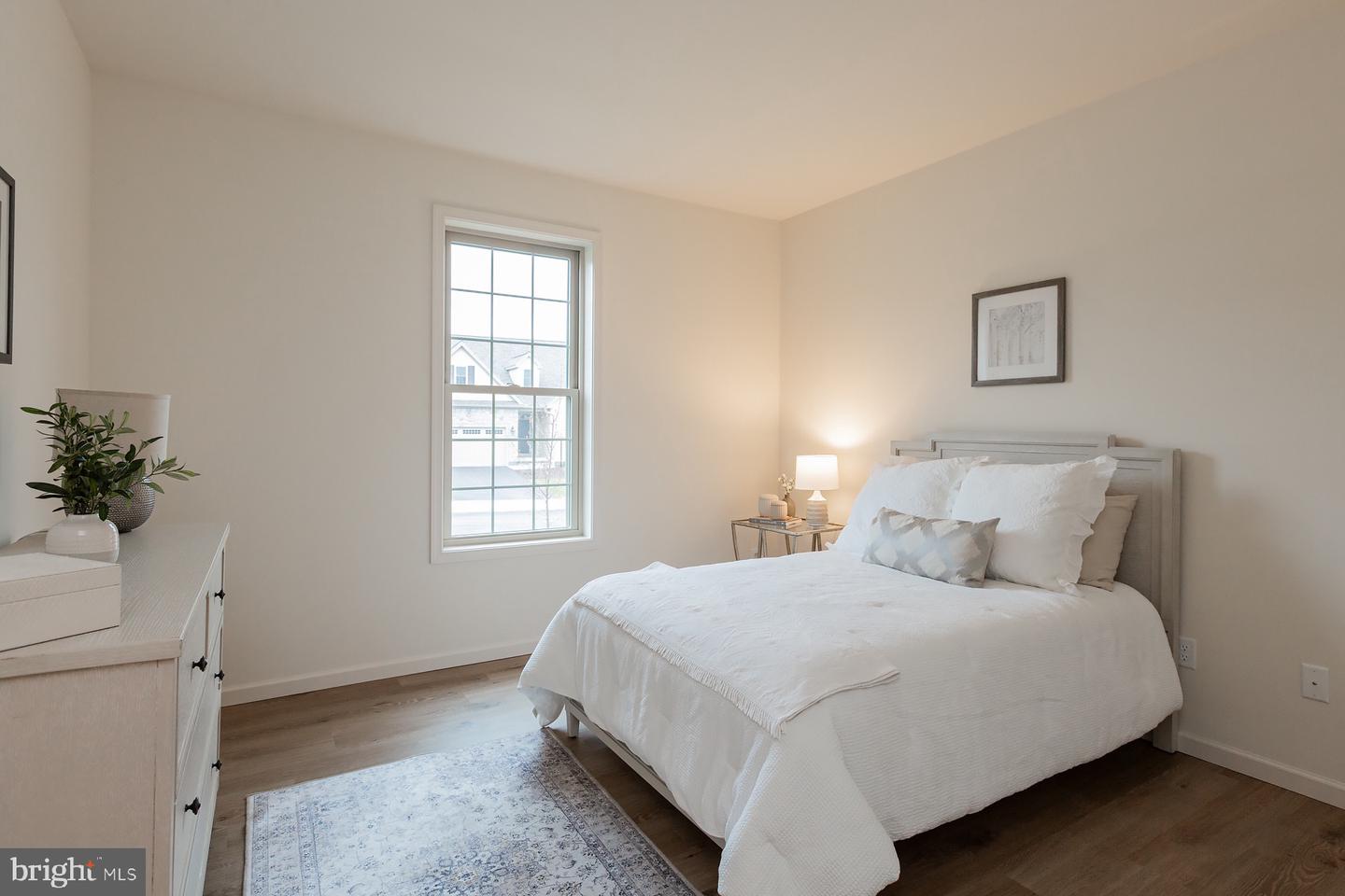 604 Greenbriar Path photo 20
