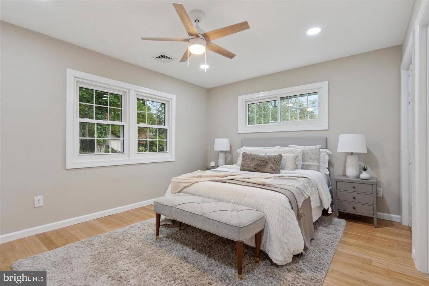 9 Bryan Avenue photo 19
