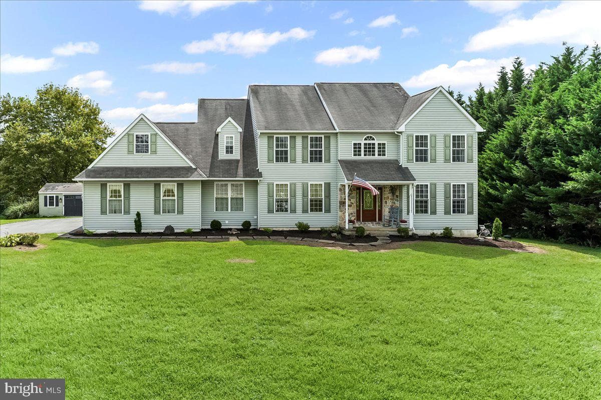 246 Joseph Road photo 1