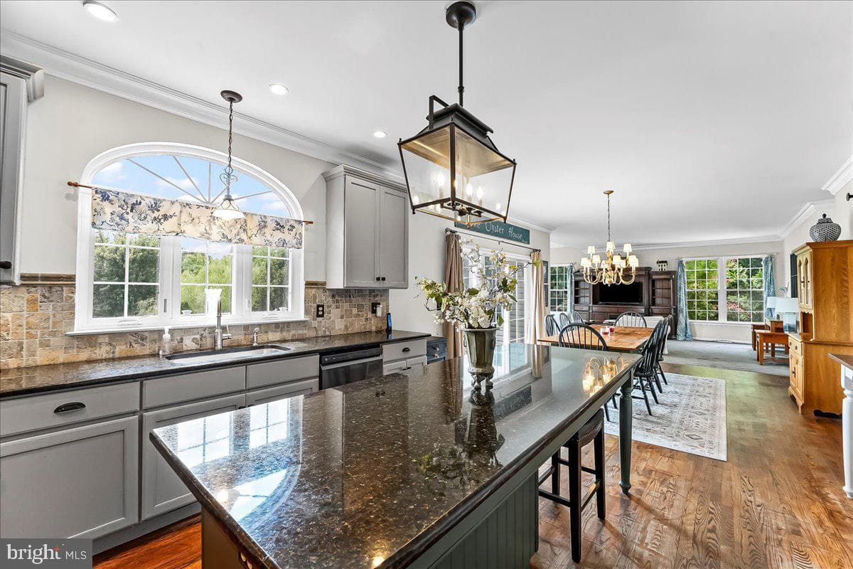 246 Joseph Road photo 17