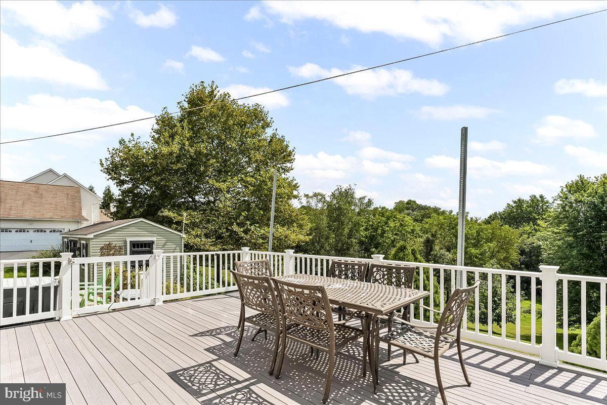 246 Joseph Road photo 43