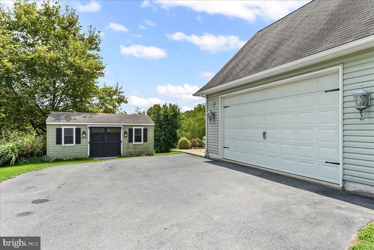 246 Joseph Road photo 48