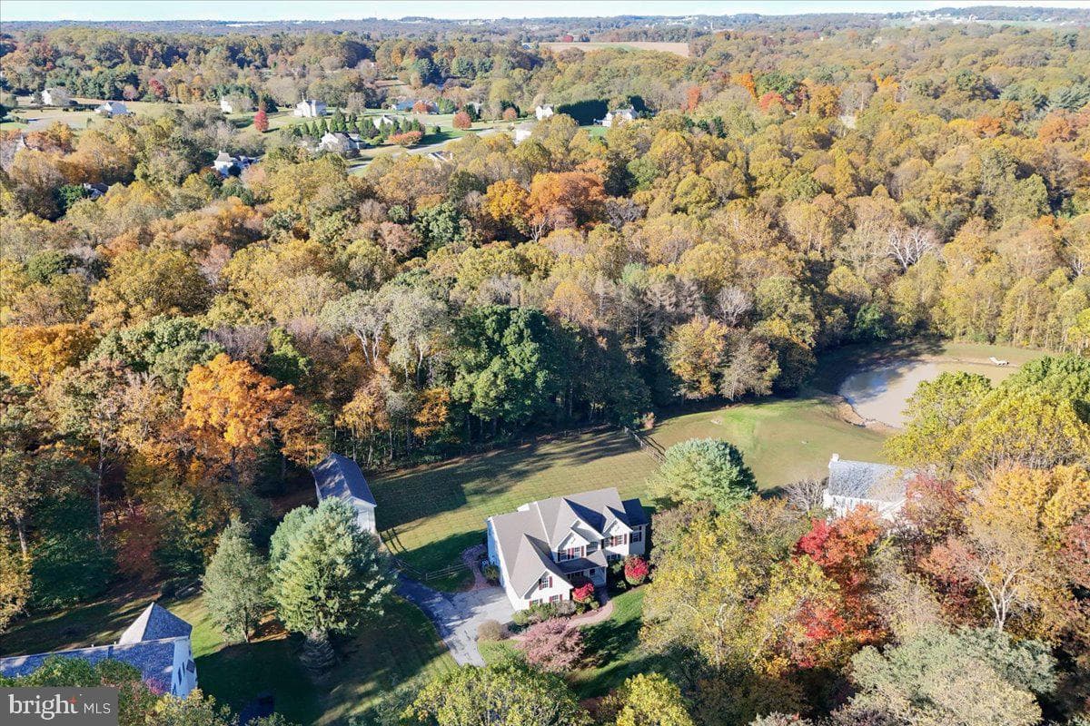 54 Mccormick Way photo 40