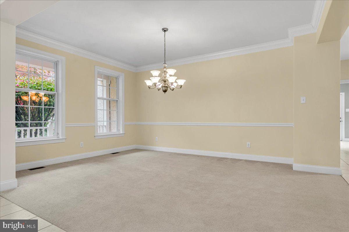 54 Mccormick Way photo 7