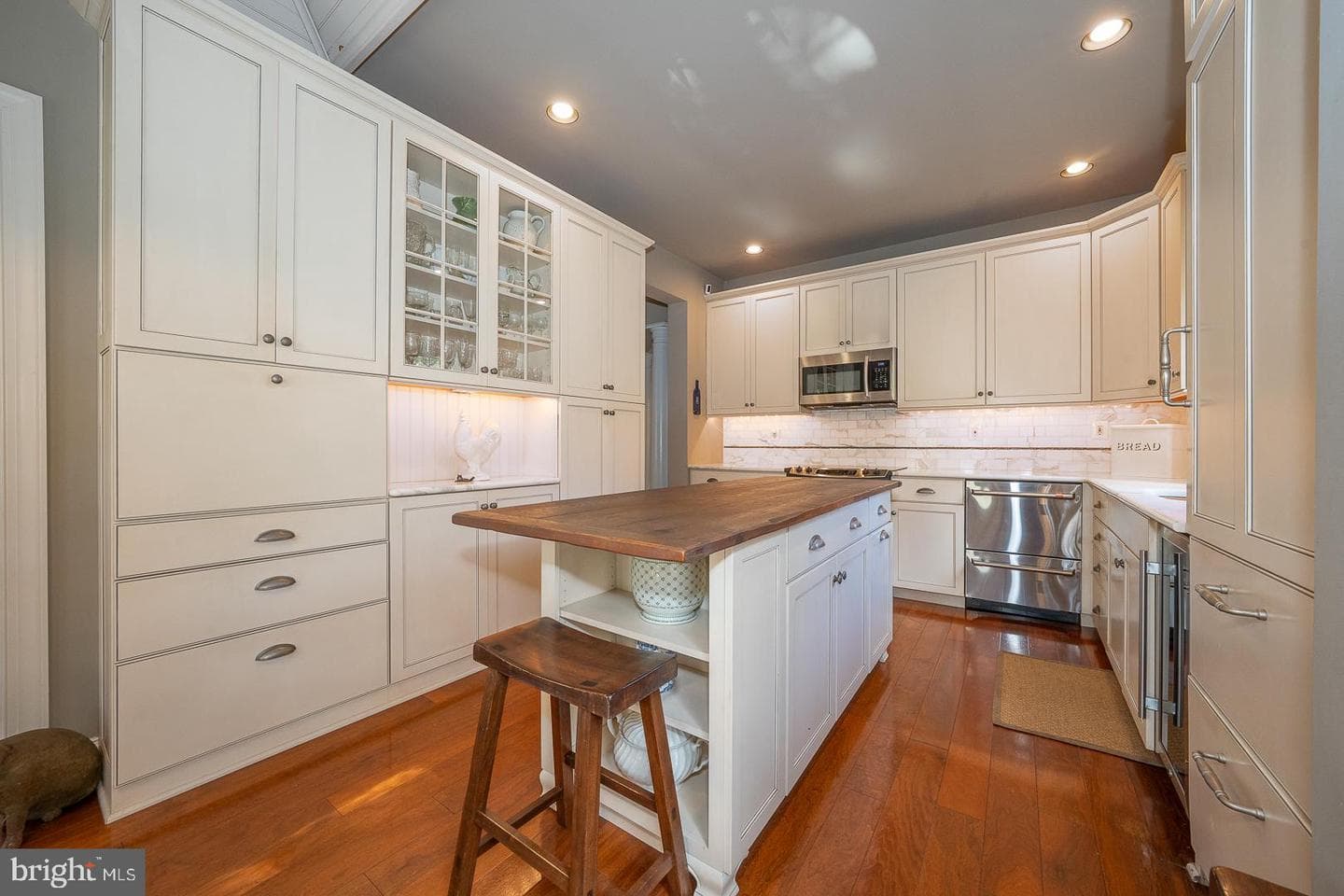 206 Yorktown Place photo 15