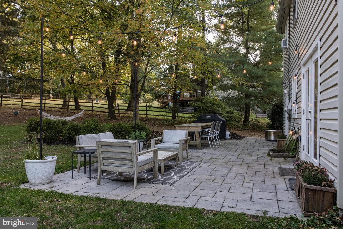 550 Ebelhare Road photo 10