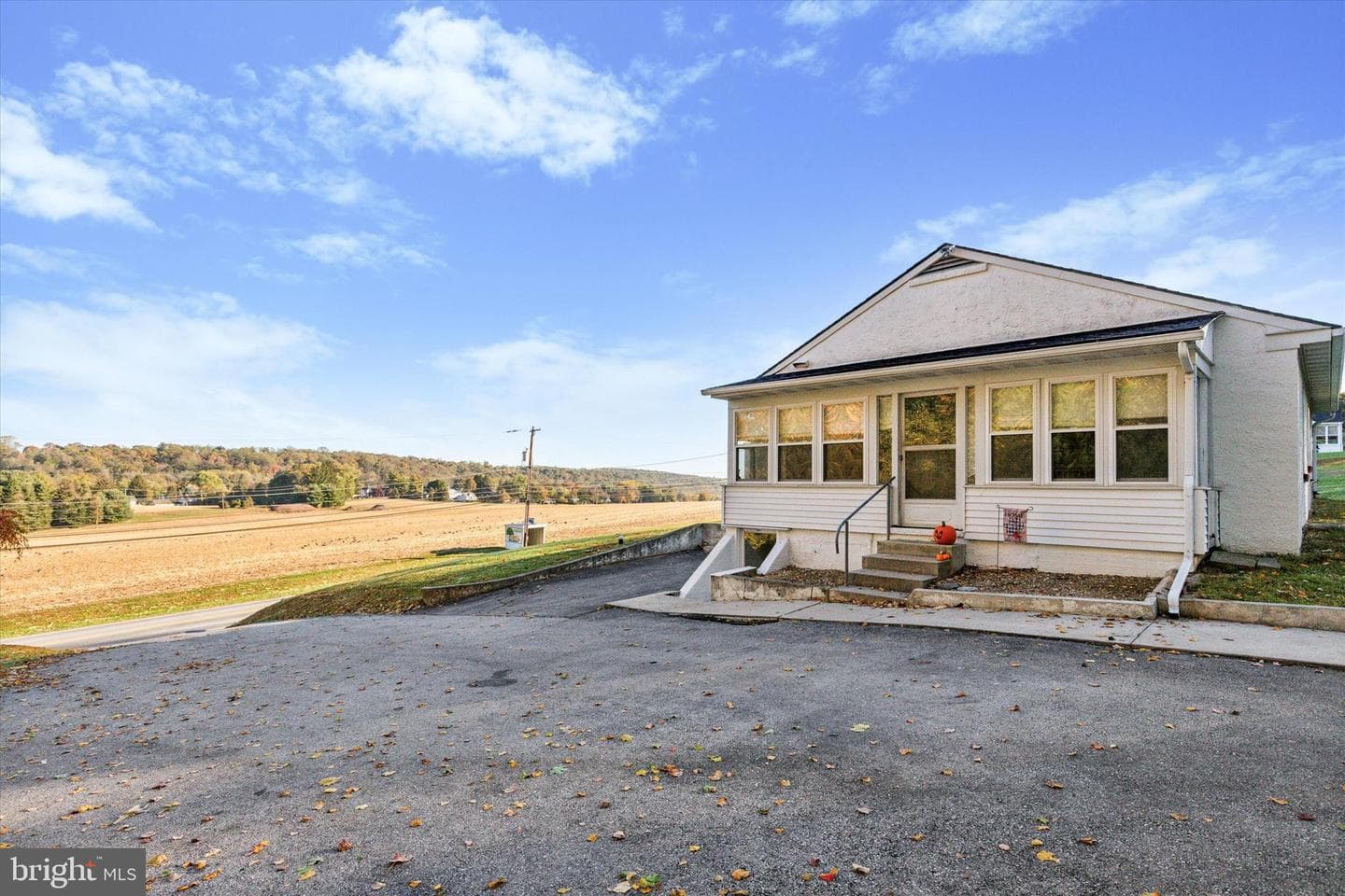 3450 Strasburg Road photo 3