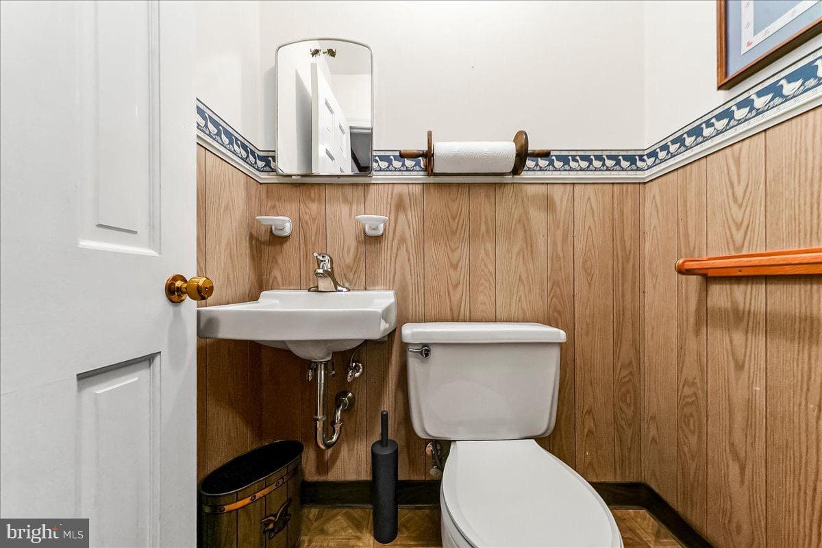 146 Hilltop Road photo 19