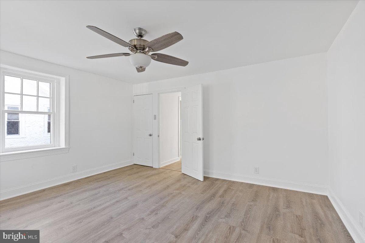 514 E Lancaster Avenue photo 16