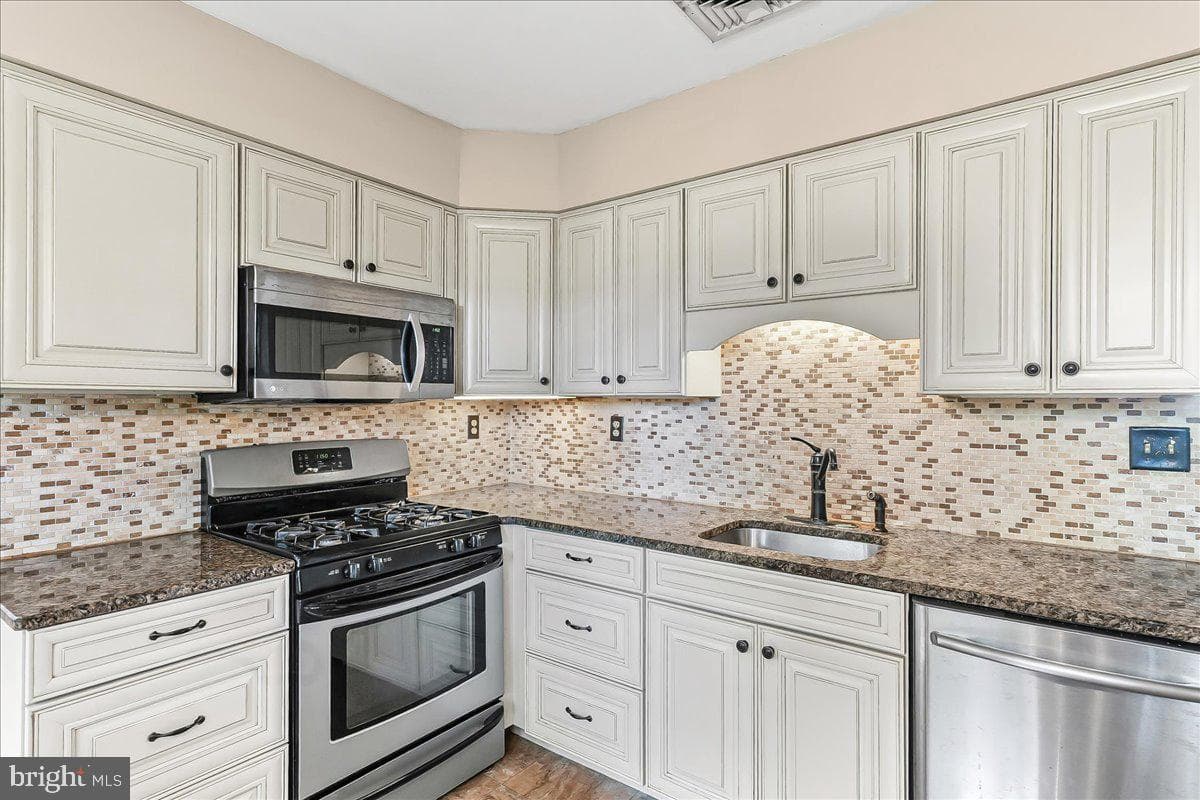 1212 Sylvan Road photo 16