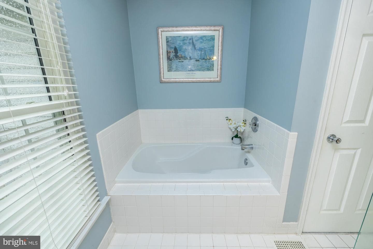 900 Covington Drive photo 32