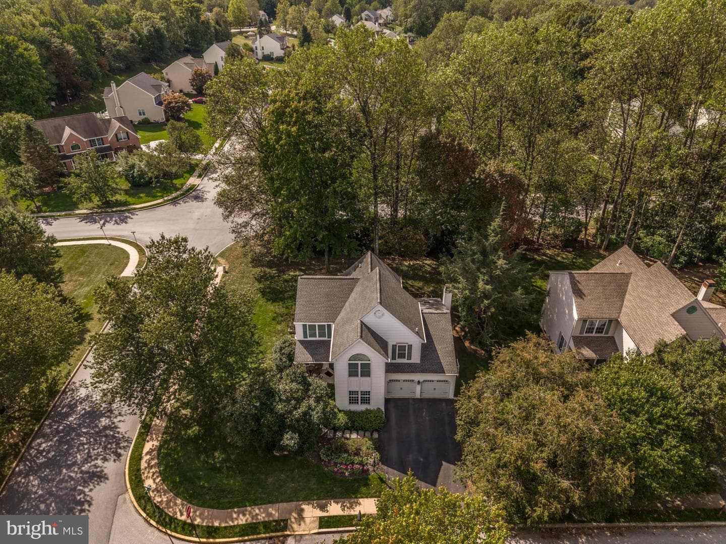 900 Covington Drive photo 4
