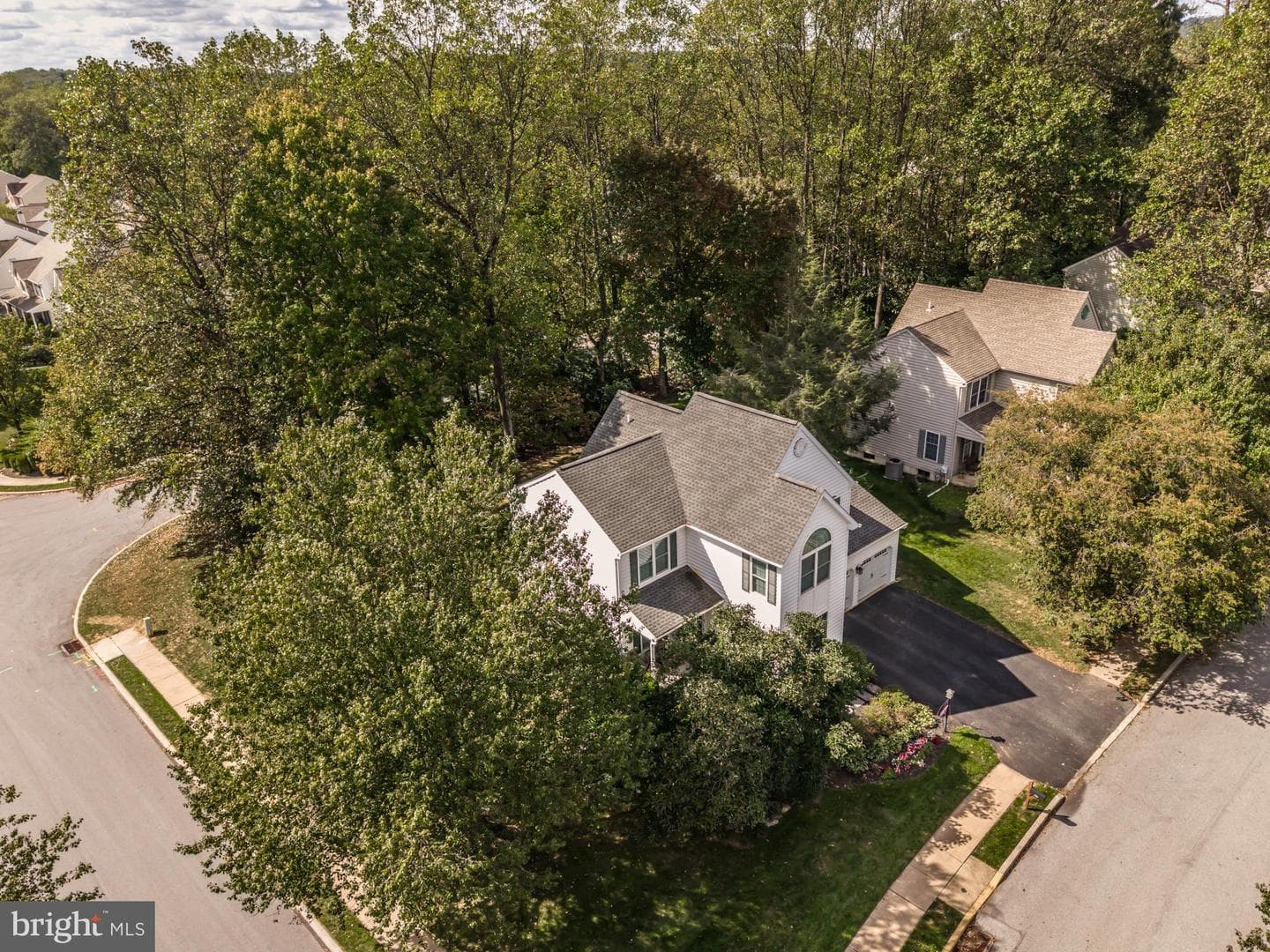 900 Covington Drive photo 6