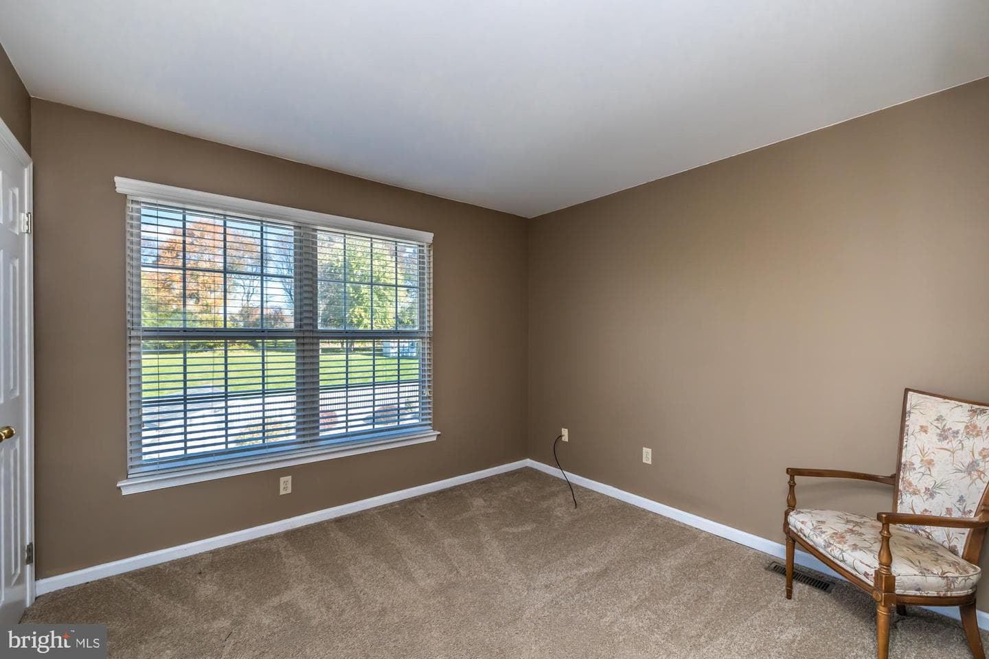 7 Morningmist Lane photo 29