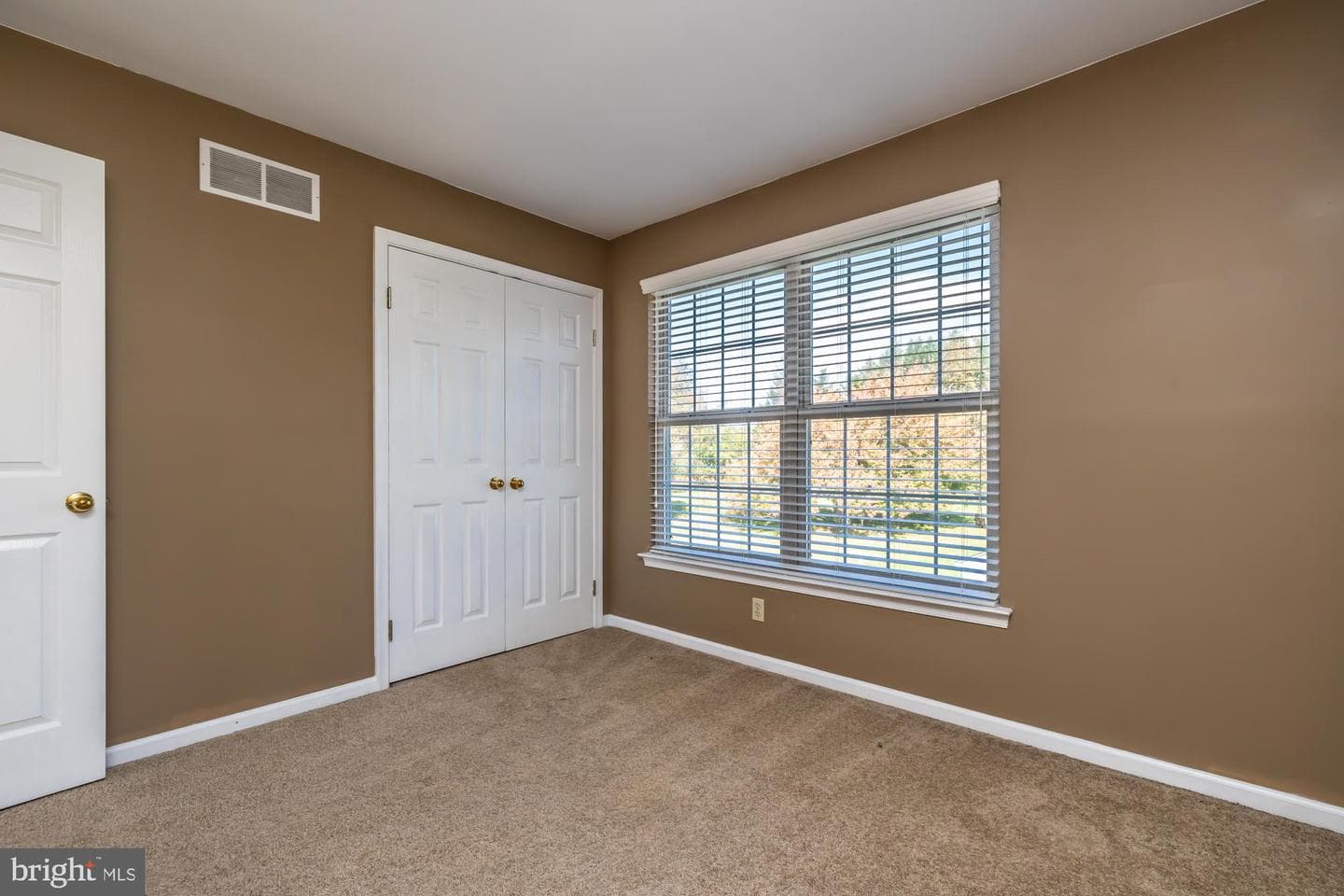 7 Morningmist Lane photo 30