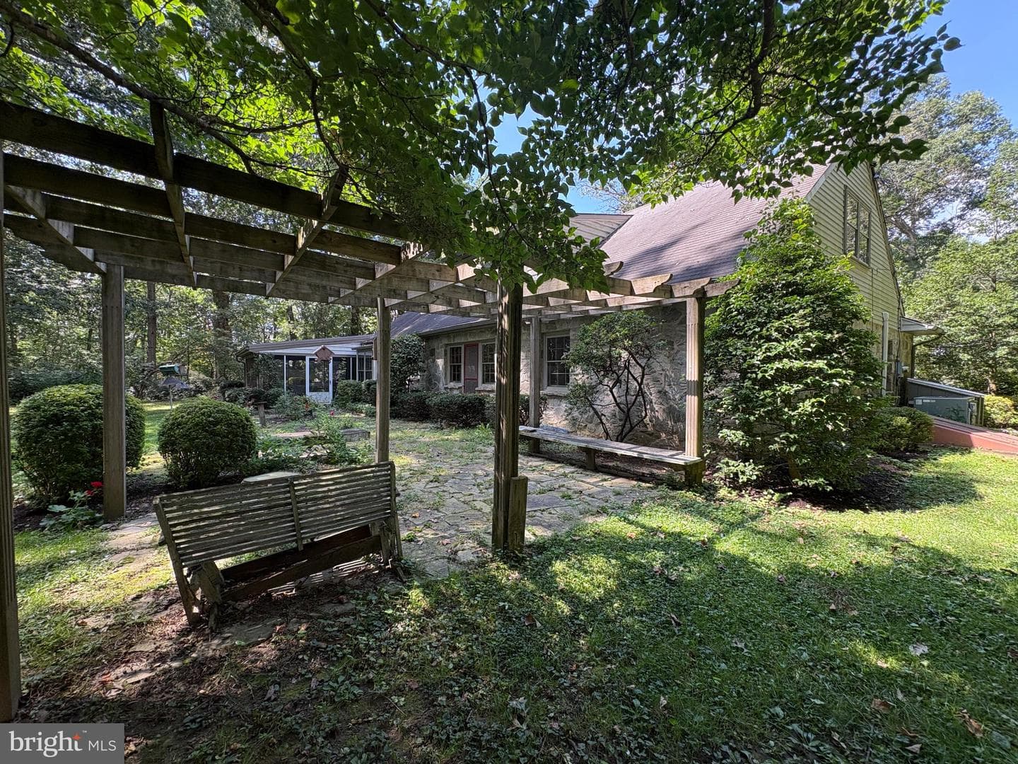 4 Woods Lane photo 34