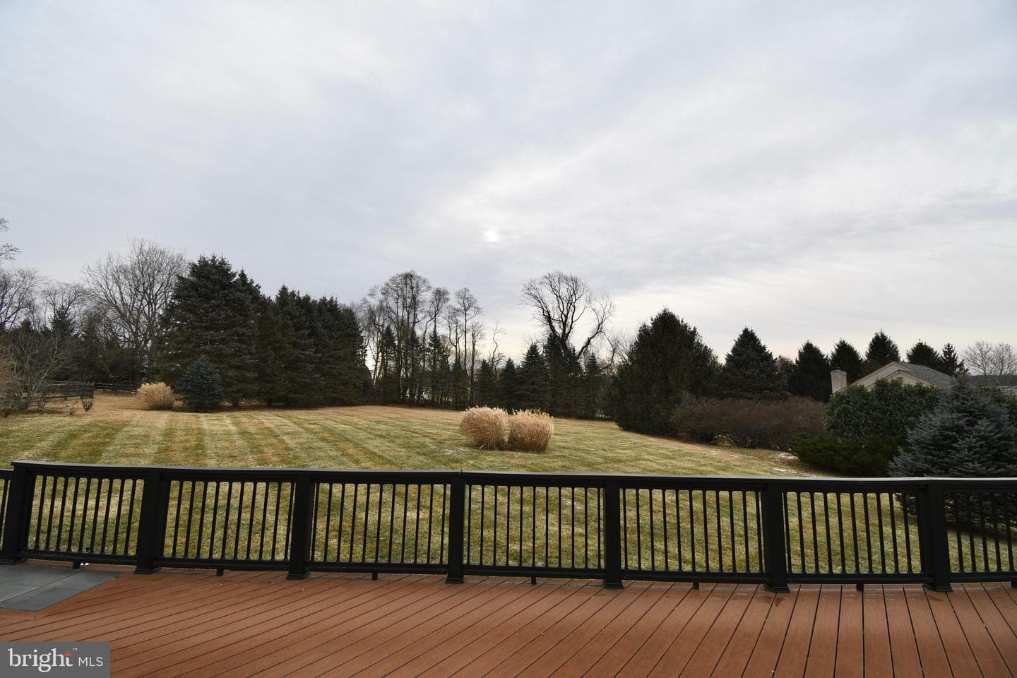 116 Three Ponds Lane photo 3