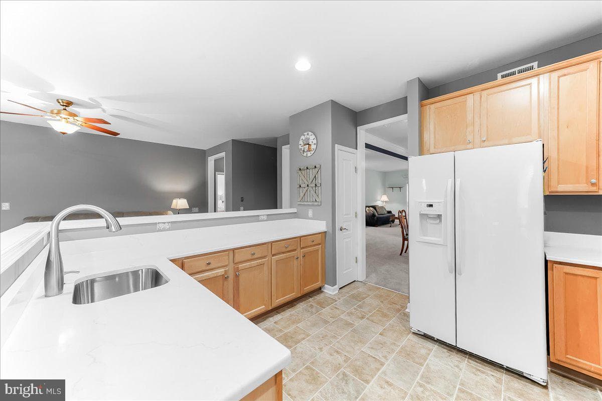 622 Martin Drive photo 9