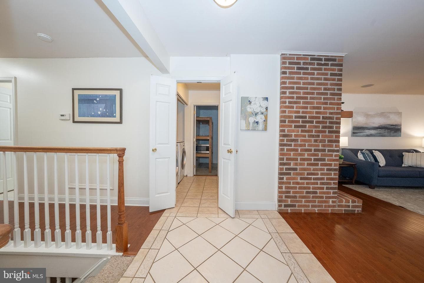 301 Hanover Court photo 32