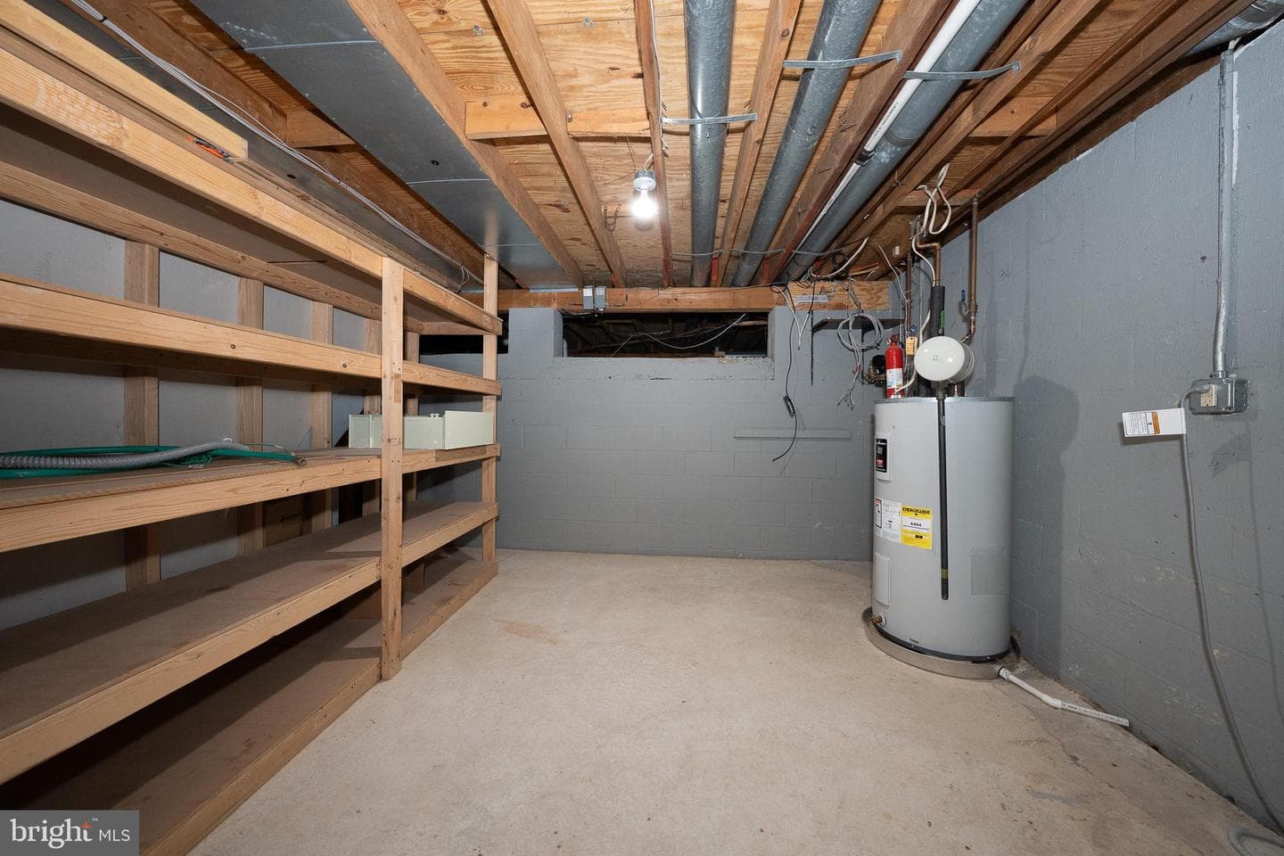 301 Hanover Court photo 45
