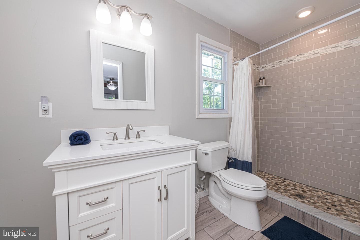 1060 S Keim Street photo 23