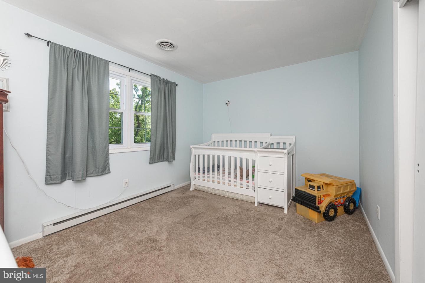 1060 S Keim Street photo 28
