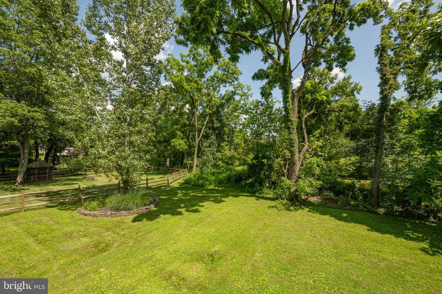 1060 S Keim Street photo 35