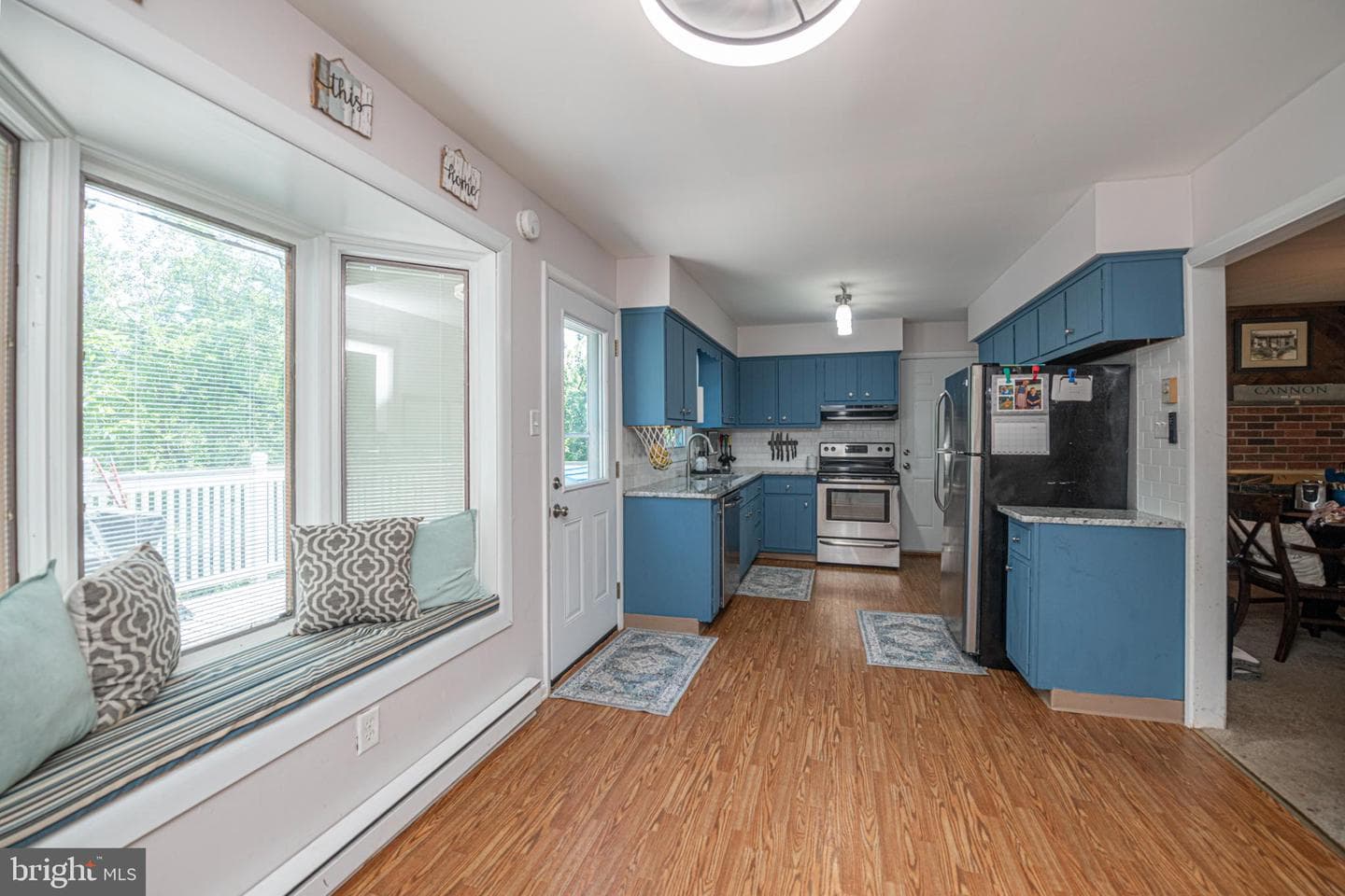 1060 S Keim Street photo 9