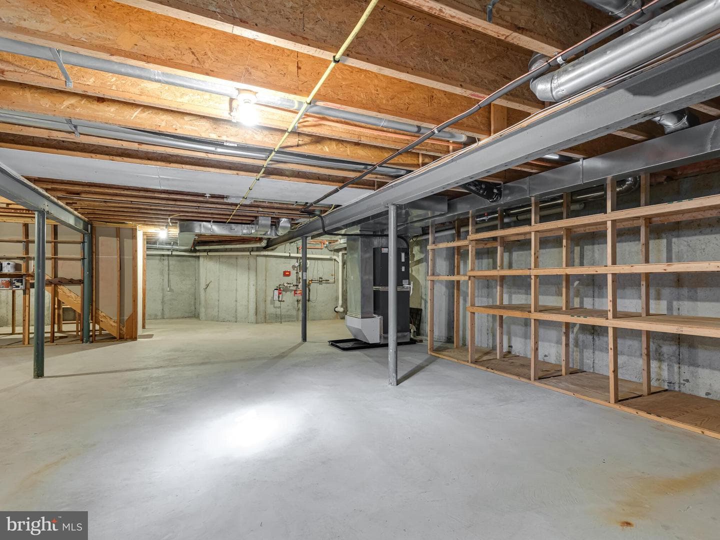 214 Silverbell Court photo 45