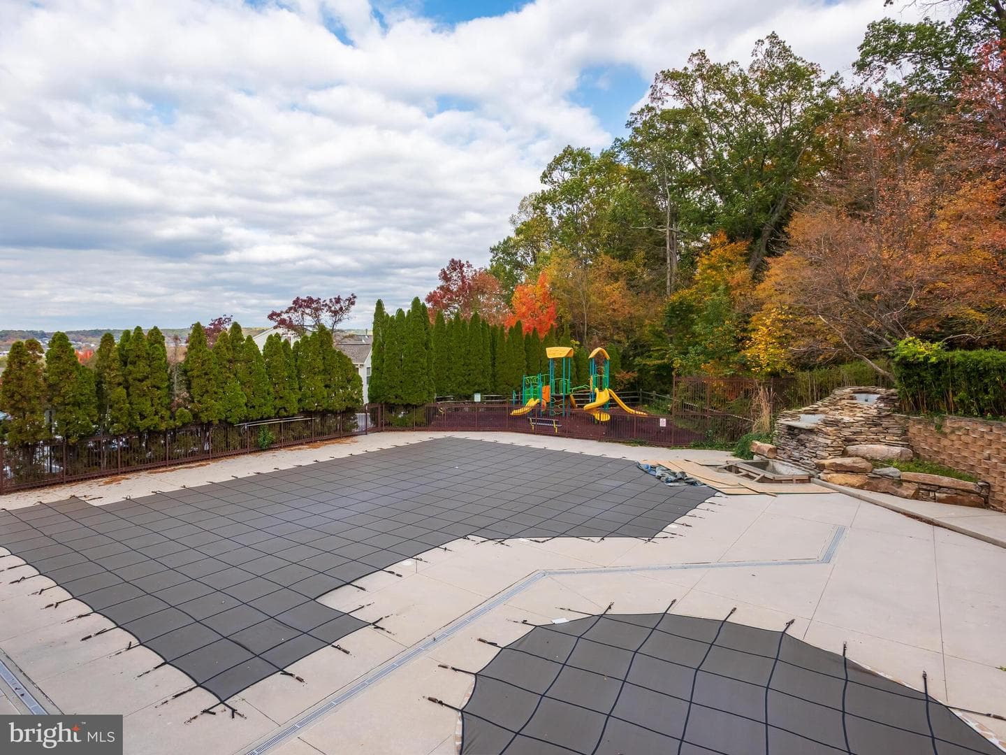 214 Silverbell Court photo 60