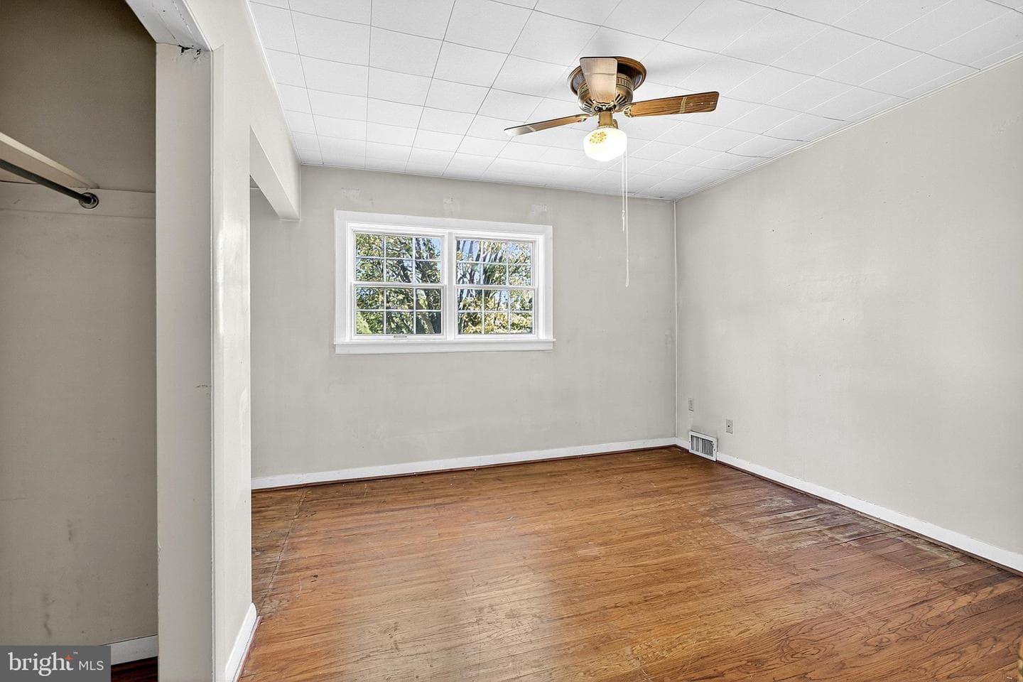666 E Lafayette Drive photo 20